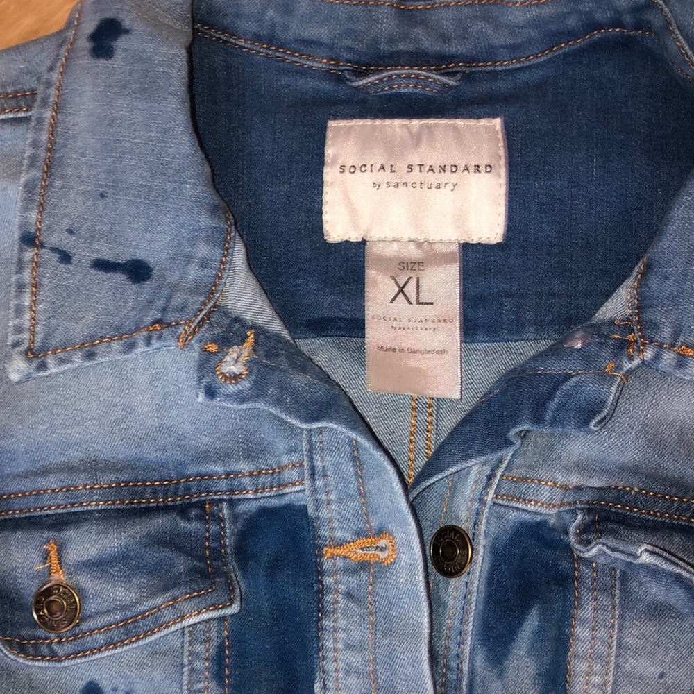 Women’s Cyanotype jean jacket with floral butterfly detail - Picture 3 of 4